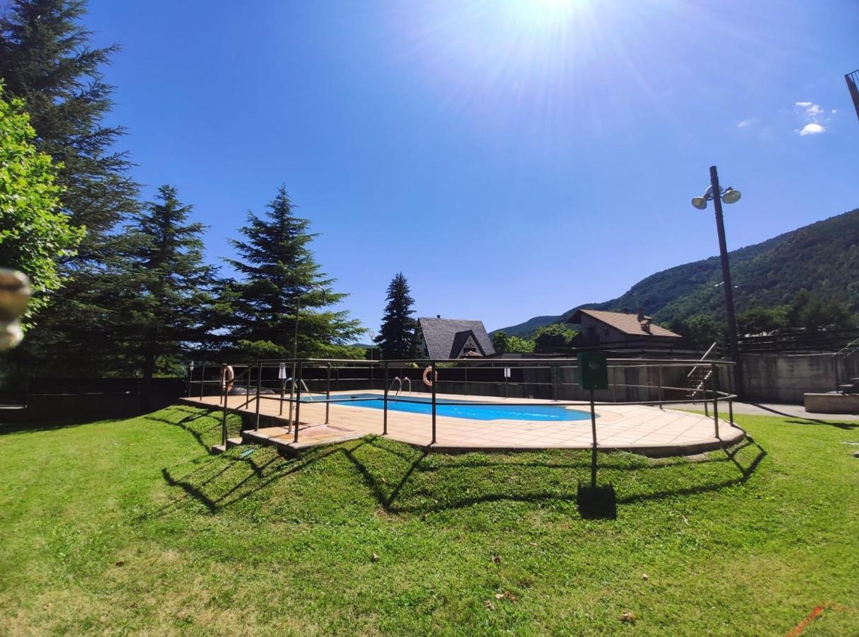Apartamento Montes de Villanúa Exterior foto